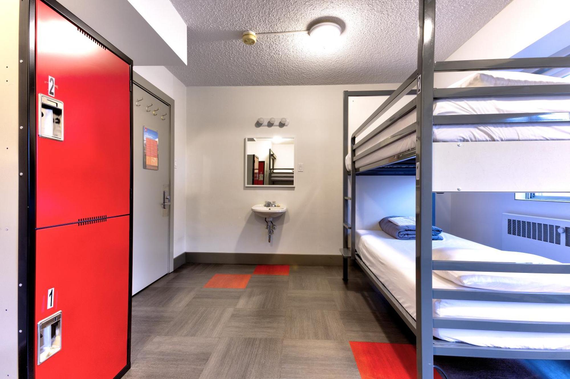 Hi Edmonton - Hostel Exteriör bild